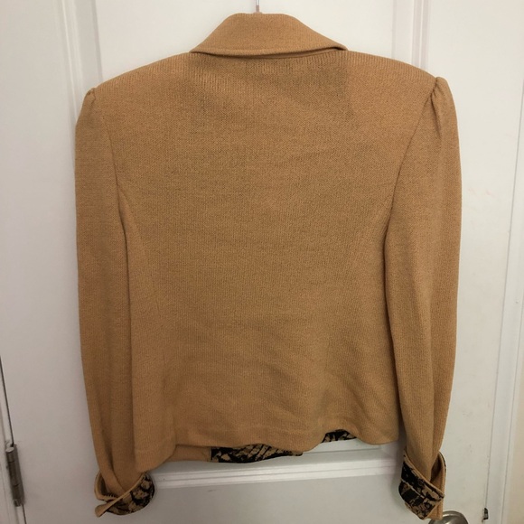 St. john jacket size 2 - Picture 2 of 6